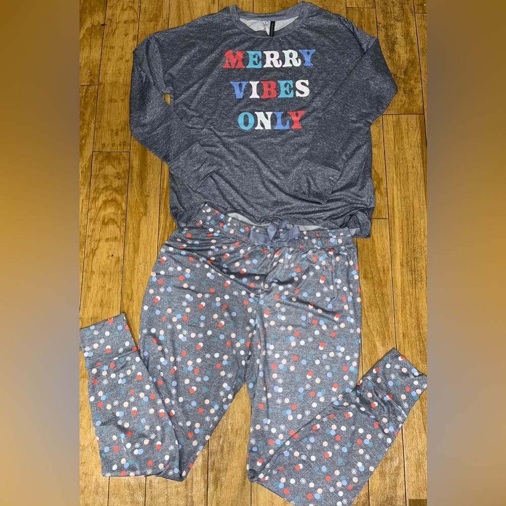 Women’s Pajama Set